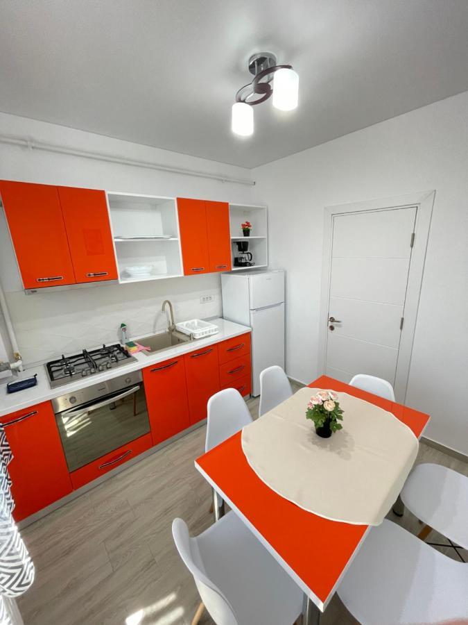 Apartament Lory Mamaia Nord นาโวดาริ ภายนอก รูปภาพ