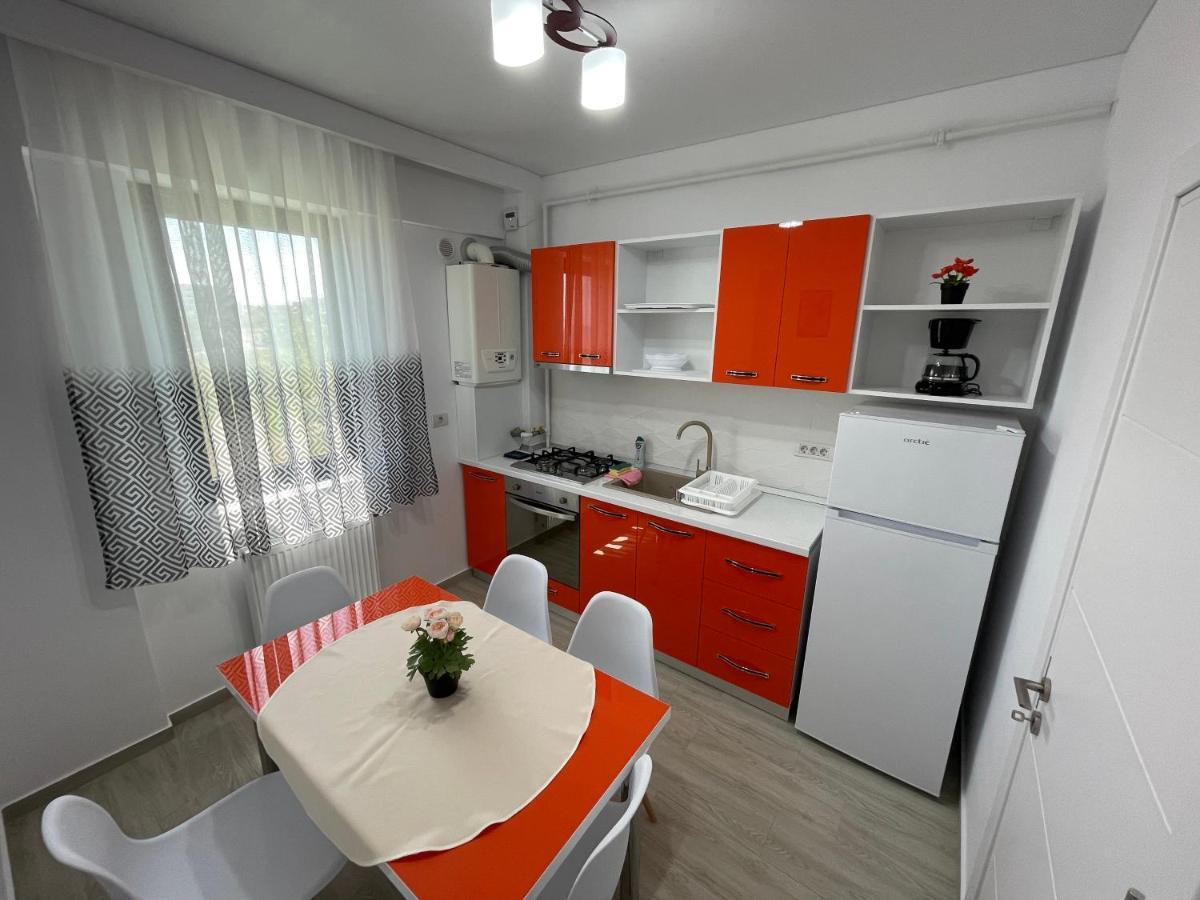 Apartament Lory Mamaia Nord นาโวดาริ ภายนอก รูปภาพ