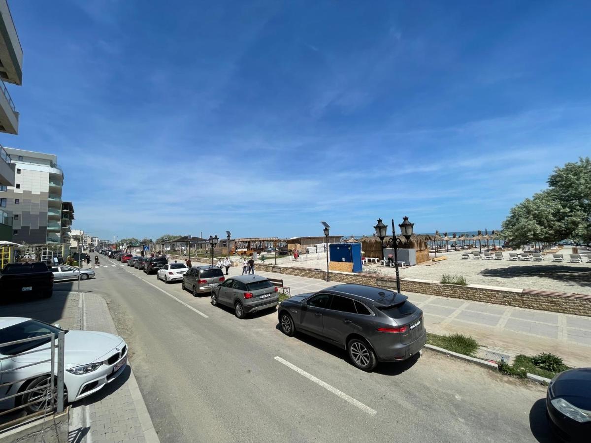 Apartament Lory Mamaia Nord นาโวดาริ ภายนอก รูปภาพ